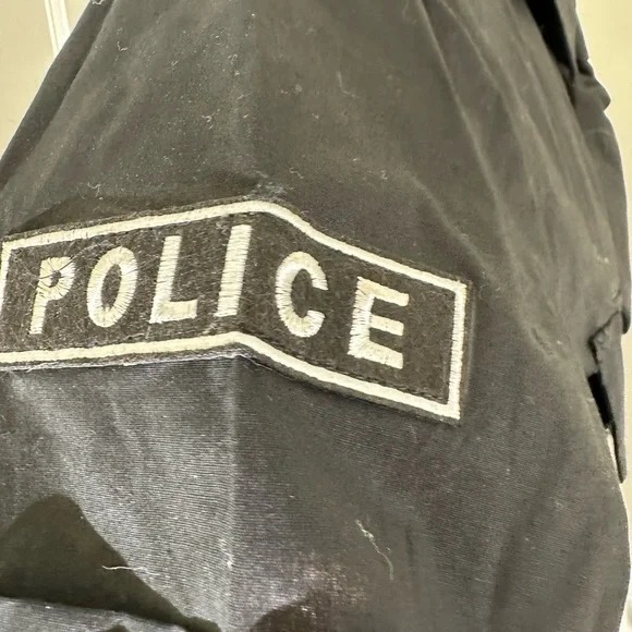 Leg Avenue Police Costume Button-Up Shirt with Removable Tie - Picture 4 of 8